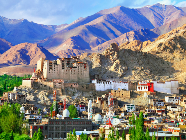 premium ldakh tour